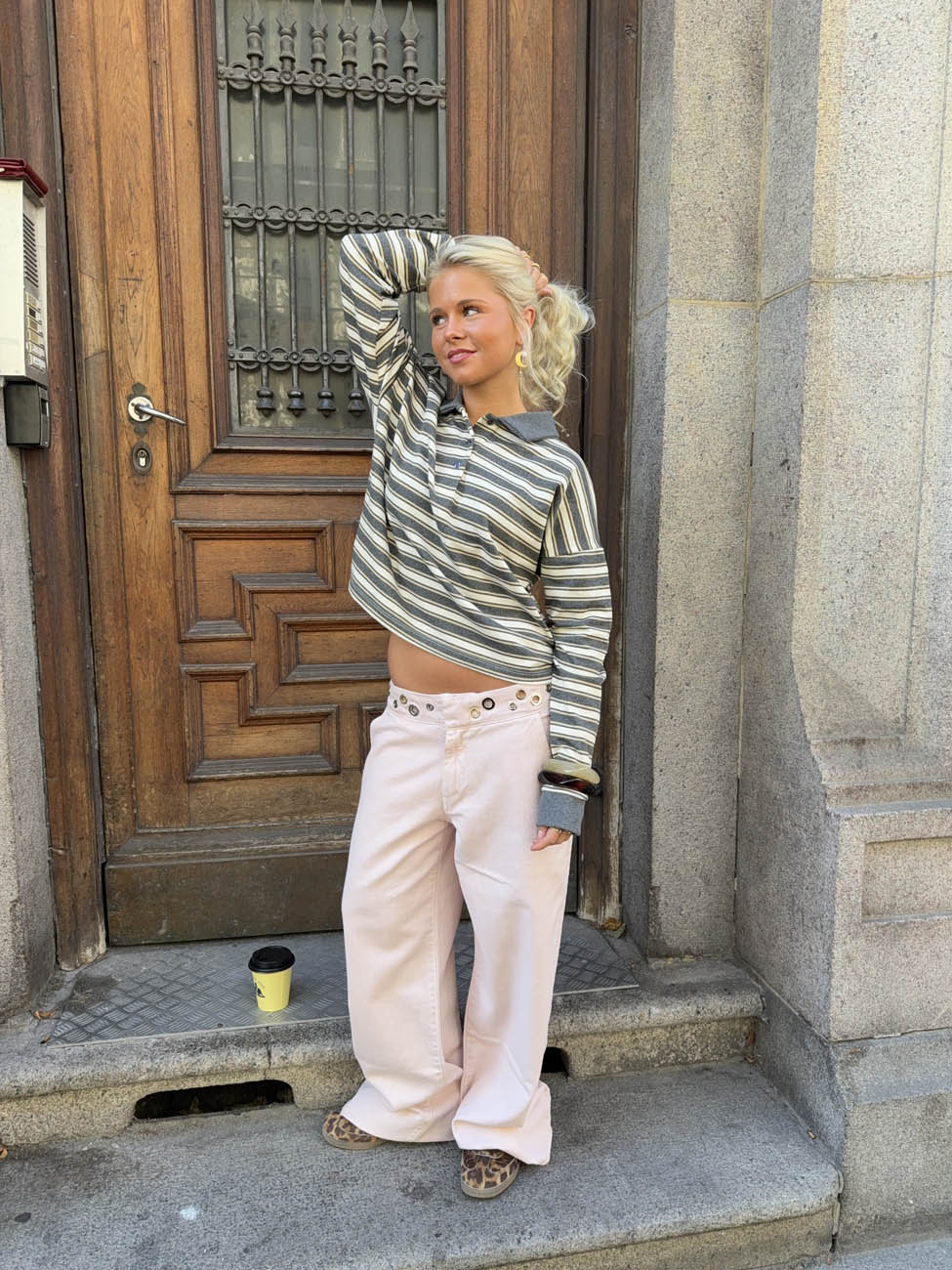 Tanija jeans with ring details - Light pink