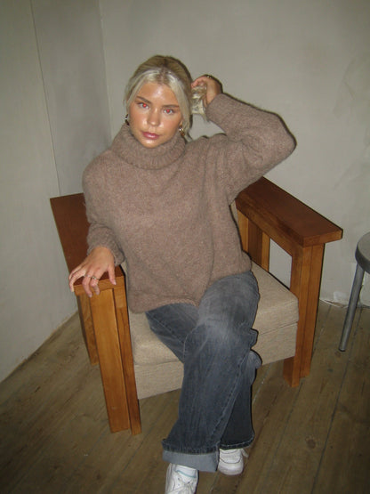 Idun knit sweater with turtleneck - Brown