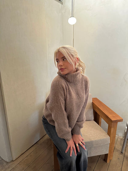 Idun knit sweater with turtleneck - Brown